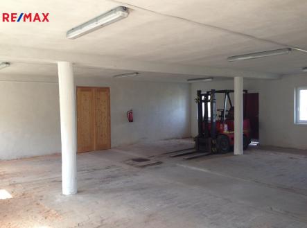 4-foto-hala.jpg | Pronájem - skladovací prostor, 182 m²