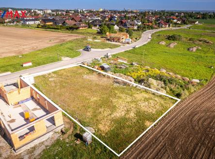 25-05-07-cb-roznov-pozemek-4-00000.jpg | Prodej - pozemek pro bydlení, 663 m²