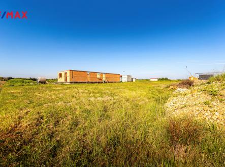25-05-07-cb-roznov-pozemek-foto-13.jpg | Prodej - pozemek pro bydlení, 663 m²