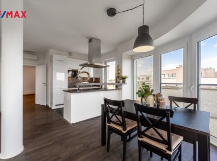 Jídelní část + kuchyňský kout | Prodej bytu, 5+kk, 164 m²