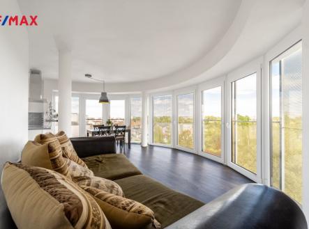 Z obýváku | Prodej bytu, 6+1, 164 m²