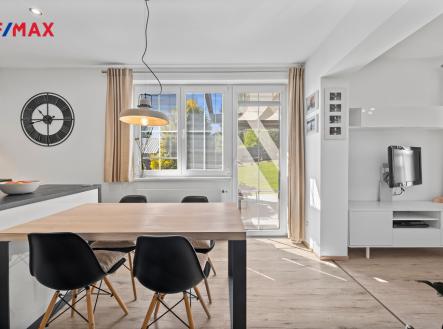 kuchyně s jídelnou | Prodej - dům/vila, 208 m²