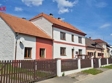 20250514-140136.jpg | Pronájem bytu, 2+1, 56 m²