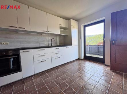 whatsapp-image-2025-06-16-at-10.02.23-4.jpeg | Pronájem bytu, 2+1, 99 m²