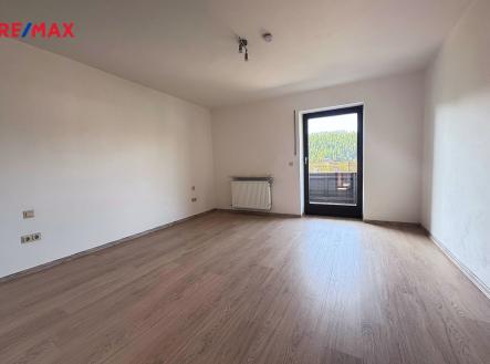 whatsapp-image-2025-06-16-at-10.02.24.jpeg | Pronájem bytu, 2+1, 99 m²