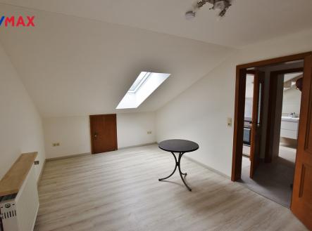 dsc-0675-1.jpg | Pronájem bytu, 2+1, 68 m²