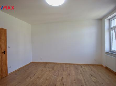 pokoj | Pronájem bytu, 1+1, 36 m²