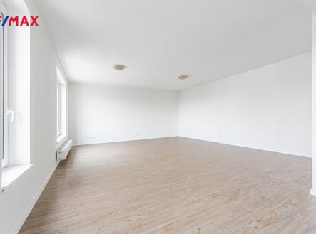 a7401159-hdr.jpg | Pronájem bytu, 1+kk, 56 m²