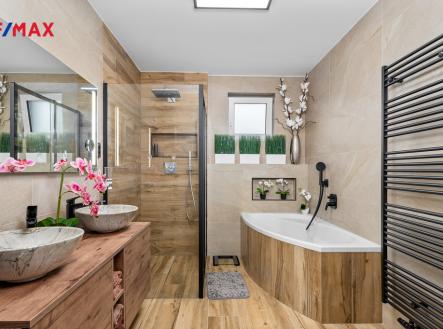 koupelna s WC | Prodej - dům/vila, 130 m²