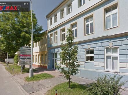 Pronájem - kanceláře, 63 m²