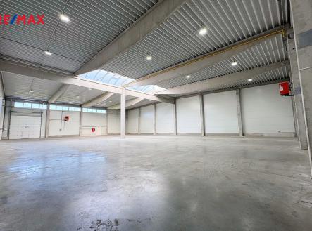 img-20250623-wa0012.jpg | Pronájem - skladovací prostor, 827 m²