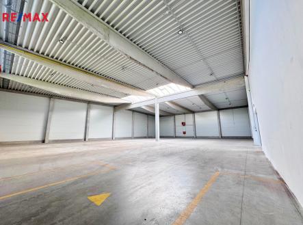 img-20250623-wa0009.jpg | Pronájem - skladovací prostor, 827 m²