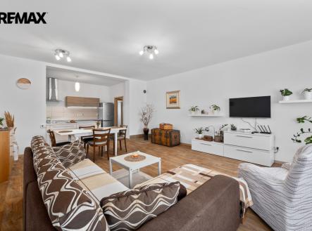 3+kk: obývák | Prodej - dům/vila, 267 m²