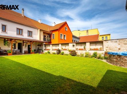 Zahrada | Prodej - dům/vila, 267 m²