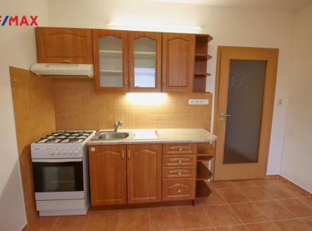 pokoj s kuch.koutem | Pronájem bytu, 2+kk, 37 m²