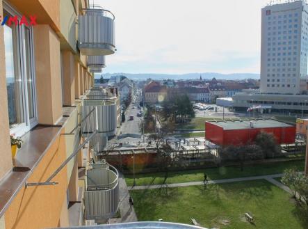 výhled | Pronájem bytu, 2+kk, 37 m²