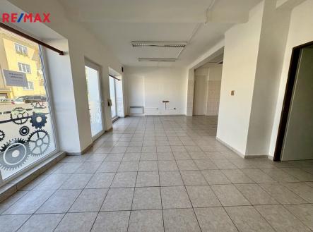 img-3106.jpeg | Pronájem - obchodní prostor, 74 m²
