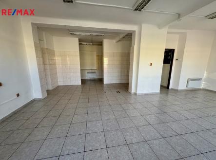 img-3103.jpeg | Pronájem - obchodní prostor, 74 m²