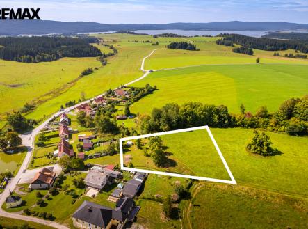 25-09-09-milna-pozemek-1-00000.jpg | Prodej - pozemek pro bydlení, 4 336 m²