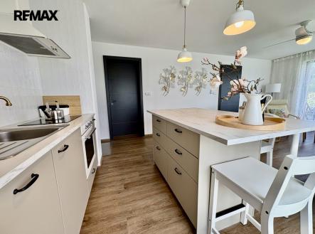 img-4335.jpeg | Prodej bytu, 2+kk, 52 m²