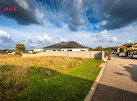 25-09-27-borsov-pozemek-foto-03.jpg | Prodej - pozemek pro bydlení, 1 007 m²