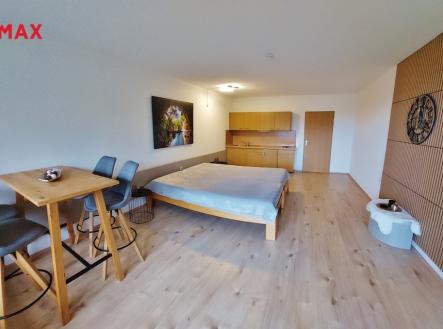 20251004-121233.jpg | Prodej bytu, 1+kk, 38 m²