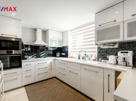 pana8186-hdr.jpg | Prodej - dům/vila, 110 m²