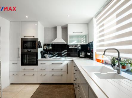 pana8214-hdr.jpg | Prodej - dům/vila, 110 m²