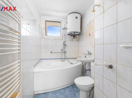 koupelna s WC | Prodej bytu, 3+1, 76 m²