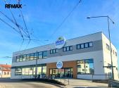 Pronájem - obchodní prostor, 470 m²