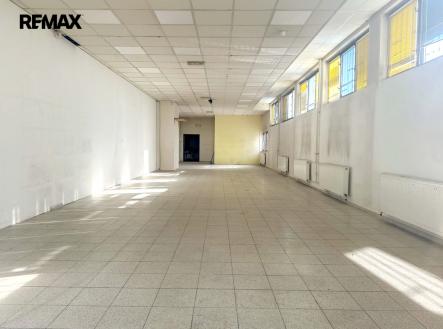 5.jpg | Pronájem - obchodní prostor, 470 m²