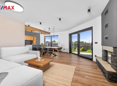 kuchyně s obývacím pokojem | Prodej - dům/vila, 160 m²