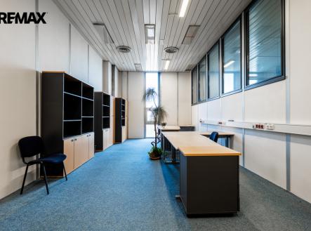 pana8964-hdr.jpg | Pronájem - kanceláře, 52 m²