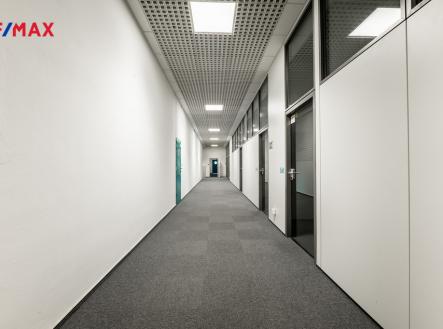 pana9034-hdr.jpg | Pronájem - kanceláře, 66 m²