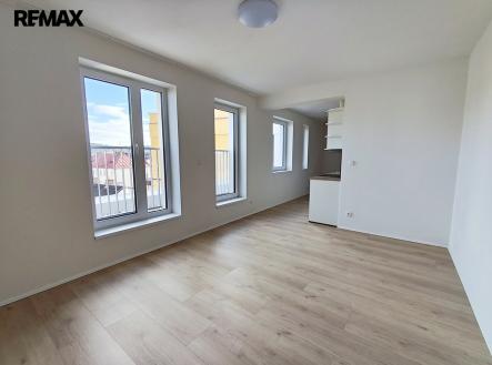 3.jpg | Pronájem bytu, 1+kk, 37 m²