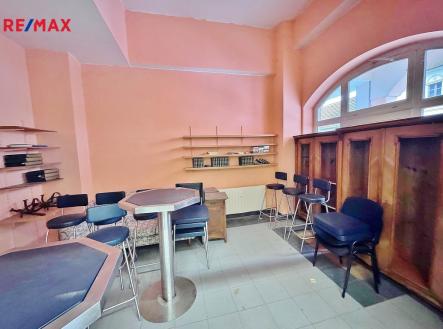 img-20251208-wa0054.jpg | Prodej - obchodní prostor, 241 m²