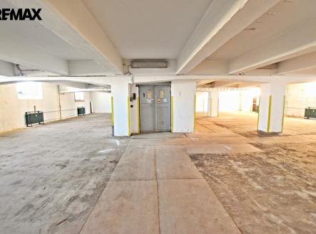 dsc-0047.jpg | Pronájem - skladovací prostor, 303 m²