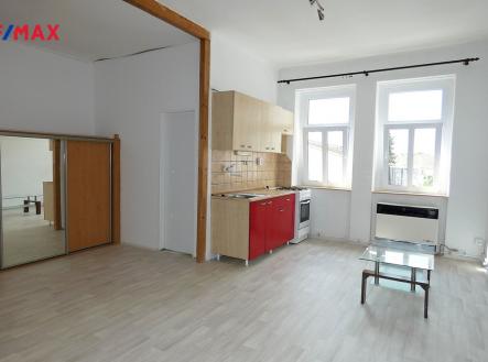 1.jpg | Pronájem bytu, 1+kk, 33 m²