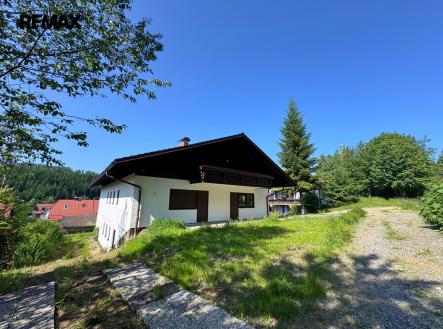 dum-2.jpeg | Pronájem bytu, 1+kk, 30 m²