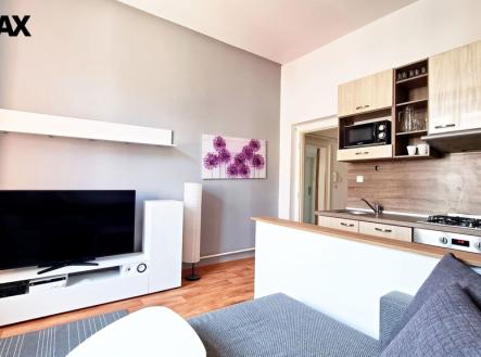 20240619-102013.jpg | Pronájem bytu, 2+kk, 37 m²