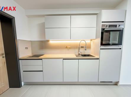 Kuchyňský kout | Pronájem bytu, 2+kk, 56 m²