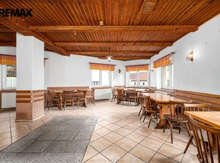 26-02-13-borsov-komercni-prostor-foto-02.jpg | Pronájem - restaurace, 170 m²