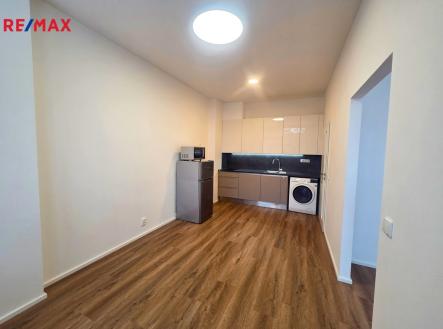 20260202-120744.jpg | Pronájem bytu, 2+kk, 33 m²