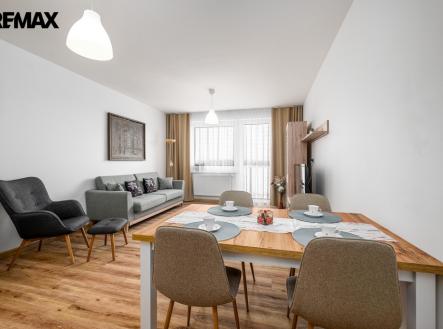 Obývák + kk | Prodej bytu, 2+kk, 73 m²