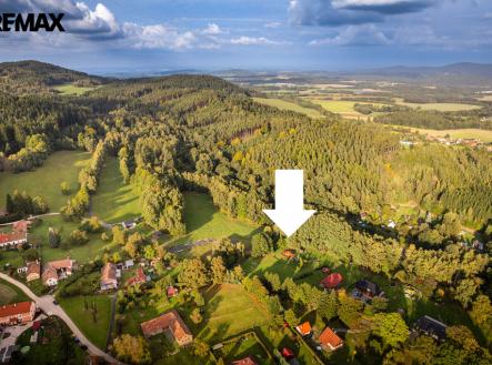 25-09-27-vynezda-pozemek-1-00000.jpg | Prodej - pozemek pro bydlení, 4 505 m²