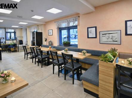 chatgpt-image-25.2.2026-09-16-17.png | Pronájem - restaurace, 95 m²