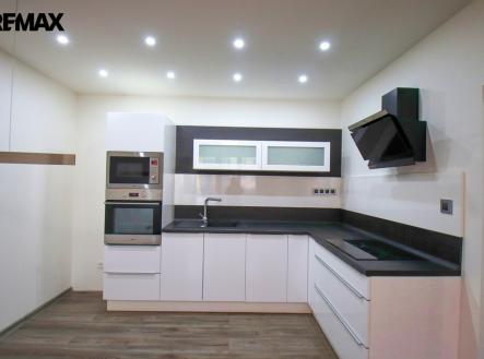 kuch.kout | Pronájem bytu, 2+kk, 40 m²