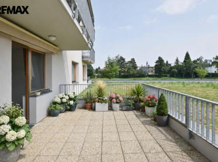 terasa | Pronájem bytu, 2+kk, 105 m²