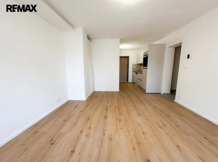 Obývací pokoj s kuchyňským koutem | Pronájem bytu, 2+kk, 54 m²