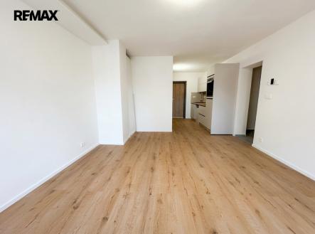 Obývací pokoj s kuchyňským koutem | Pronájem bytu, 2+kk, 54 m²